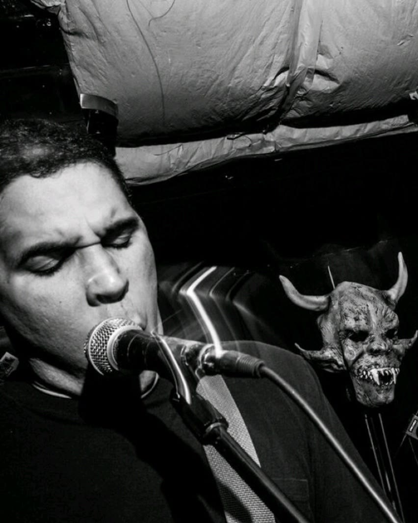 ITALICS live